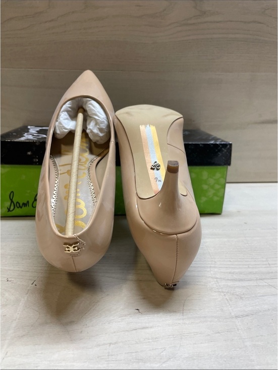Sam Edelman Shoes - Sam Edelman Blush Patent Leather Pointed Toe Pumps #748